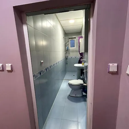 трапезица за до 12 човека с безплатен паркинг, двор и веранди, в град търново Veliko Tarnovo