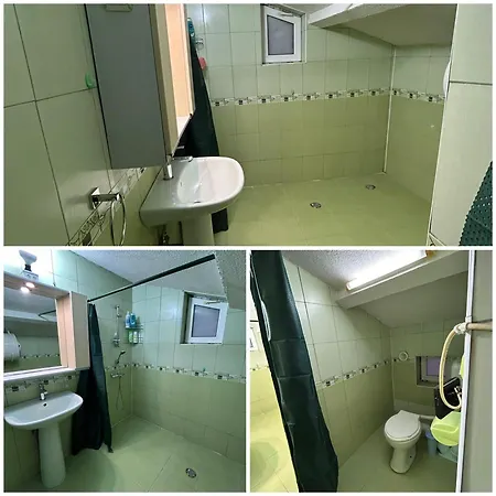 Holiday home трапезица за до 12 човека с безплатен паркинг, двор и веранди, в град търново *